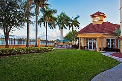 LQ-985-Ft Lauderdale Airport-Courtyard-1606